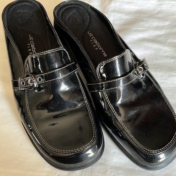 Liz Claiborne Shoes - NEW Liz Claiborne black leather slip-on shoes w/buckle (Jemma). 10M/never worn.